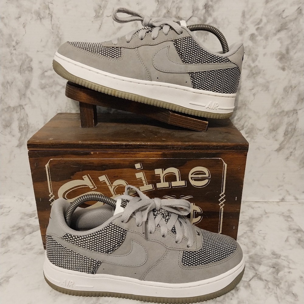 Pre-owned 2016 Nike Air Force 1 Prem Low